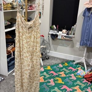 Storia Floral Tie Shoulder Embroidered Jumpsuit Pockets Small Tie Front